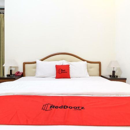 Reddoorz Plus @ Tegal Panggung Джок'якарта Екстер'єр фото